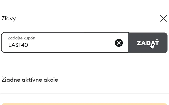 Panel Zľavy na Sinsay s vpísaným kódom v poli Zadajte kupón a kurzorom na tlačidle Zadať