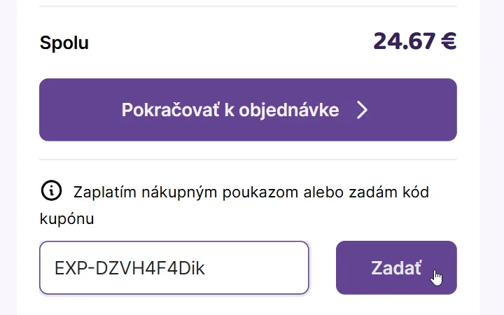 Vpísaný kód v poli košíka Regio Toys a kurzor na fialovom tlačidle Zadať