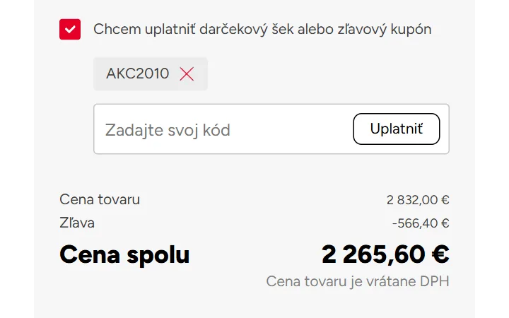 Štítok uplatneného kódu a riadok Zľava v súhrne košíka Kytary.sk