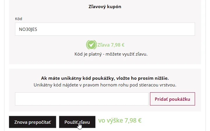 Platný kód so zľavou 7,98 € v poli Zľavový kupón a kurzor na tlačidle Použiť zľavu